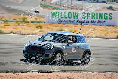 media/Oct-18-2025-Extreme Speed (Sat) [[d6d7e1fef1]]/Group 3 Purple/Session 2 (Turn 3)/